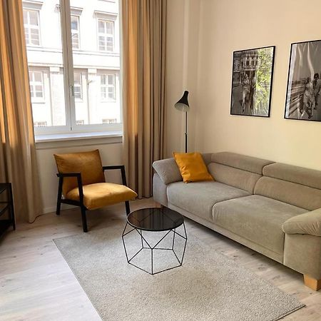 Skau Gajova Family Two Bedroom Apartment With A Terrace Free Parking Братислава Экстерьер фото