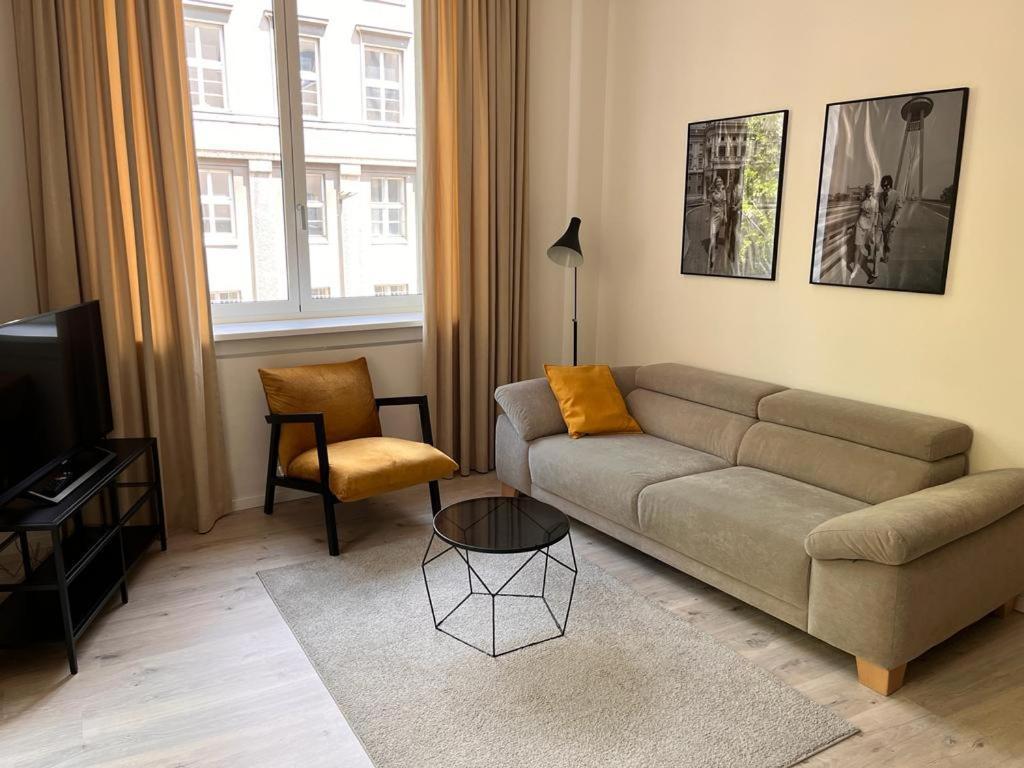 Skau Gajova Family Two Bedroom Apartment With A Terrace Free Parking Братислава Экстерьер фото